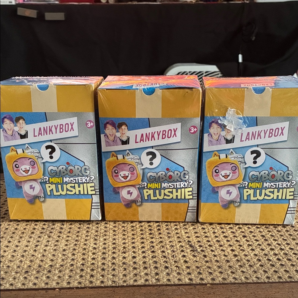 Cyborg Mini Mystery Plushie NEW